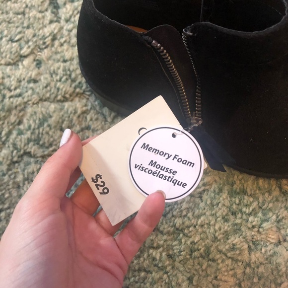 GEORGE • Black Wedges - Picture 4 of 5